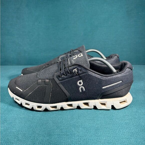 Size 11.5 - Men’s On Cloud Black shoes - Picture 1 of 9